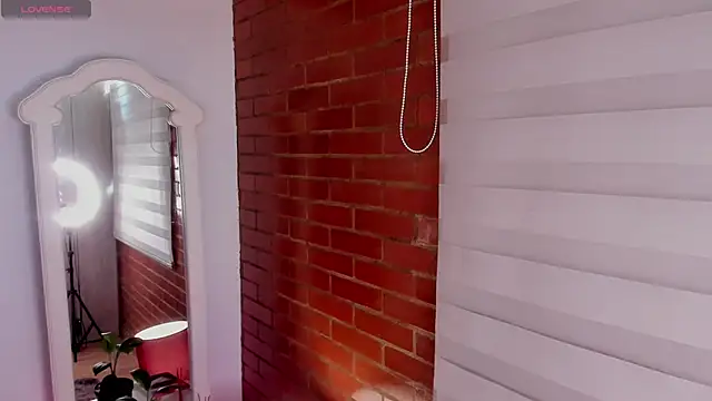 Cilie lee online show from February 2026 01:11:01 PM