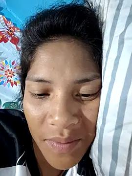 Snapshot of prettyyoung_mom23 chatting on September 2025 02:37:02 PM prettyyoung mom23 online show from September 2025 02:37:02 PM