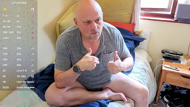 Snapshot of DaddyCumBumZA chatting on January 2025 11:07:01 AM DaddyCumBumZA online show from January 2025 11:07:01 AM