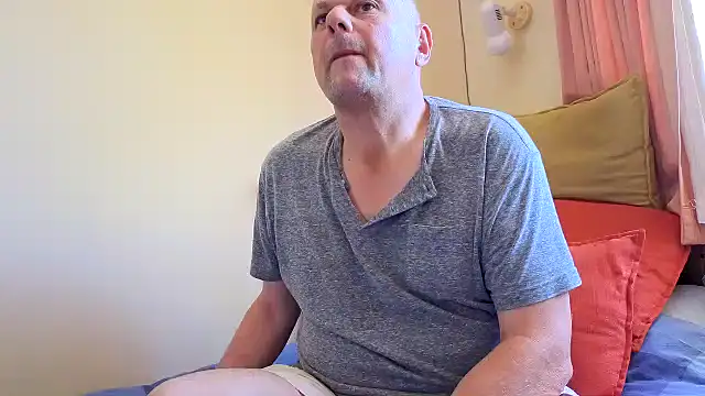 Snapshot of DaddyCumBumZA chatting on March 2025 11:52:02 AM DaddyCumBumZA online show from March 2025 11:52:02 AM