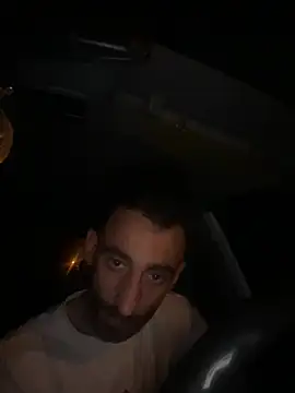 Yusufcan34xh online show from March 2026 07:21:01 PM