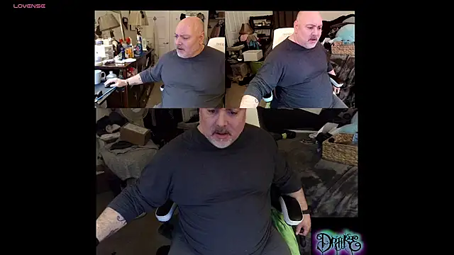 Snapshot of Drake_DVamp chatting on February 2025 02:07:01 AM Drake DVamp online show from February 2025 02:07:01 AM