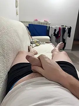 danicohoney online show from January 2026 05:03:01 AM