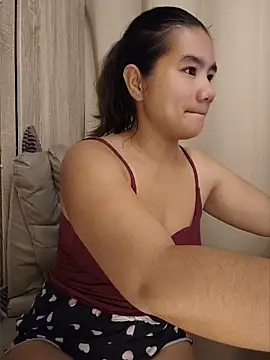 Kissy07 online show from May 2026 10:43:02 PM