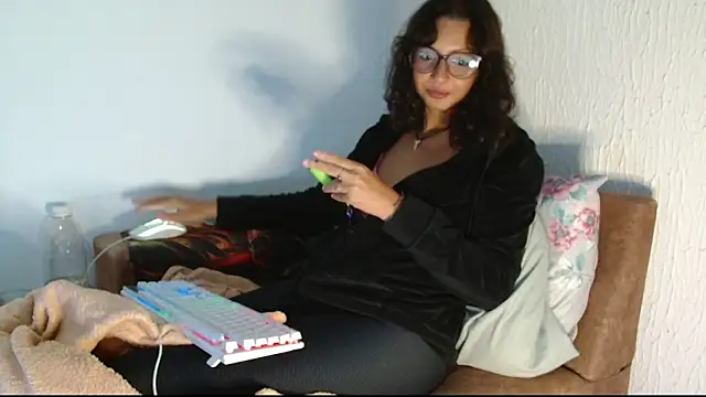 myamillor online show from February 2026 09:26:01 PM