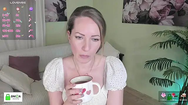 Queenymel online show from February 2026 04:31:02 PM