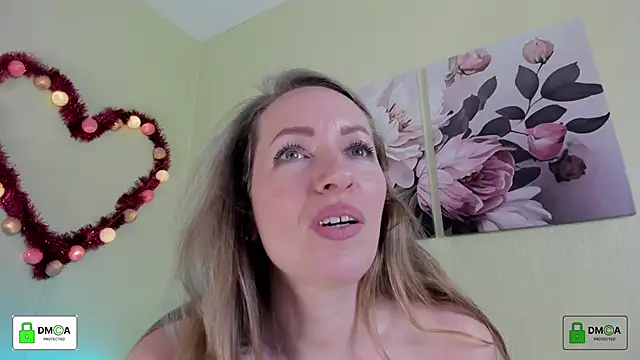 Queenymel online show from March 2025 09:41:02 PM