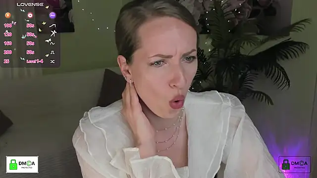 Queenymel online show from June 2026 03:46:01 PM