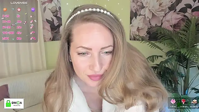 Queenymel online show from March 2026 04:52:02 PM