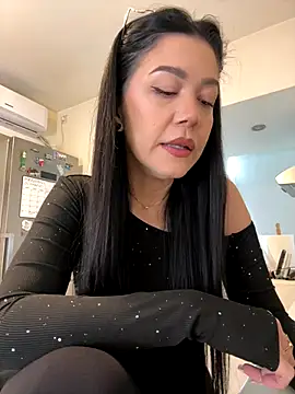 denise k online show from October 2025 12:38:02 PM