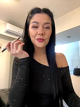 denise k online show from December 2025 12:42:01 PM