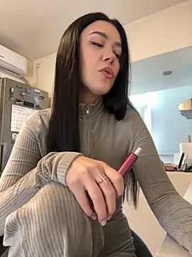 denise k online show from October 2025 11:42:01 AM