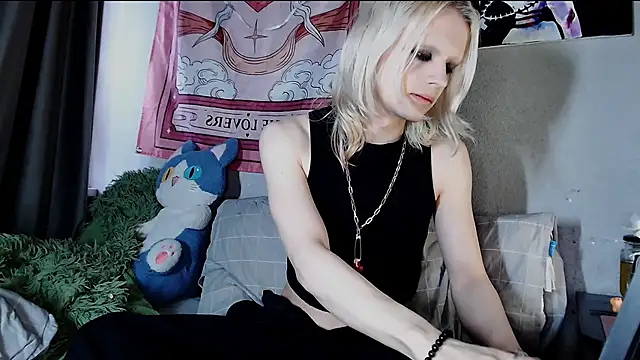 Alien Bella online show from May 2026 07:50:02 AM