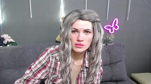 MilaLoona online show from March 2026 07:50:02 AM