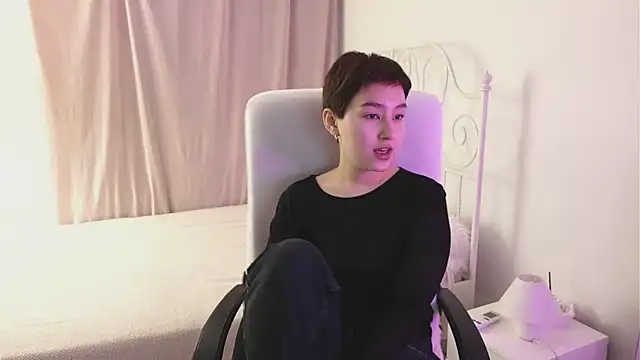 Snapshot of So_audrey chatting on December 2025 06:56:01 AM So audrey online show from December 2025 06:56:01 AM