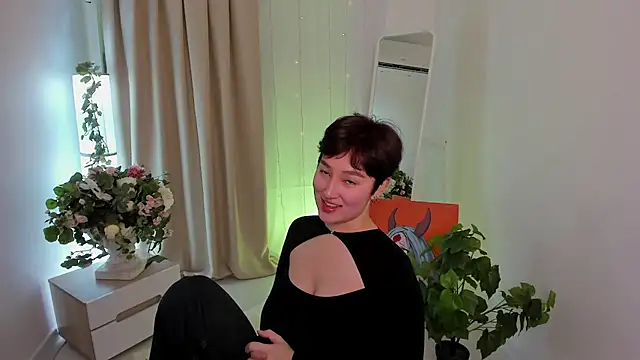 Snapshot of So_audrey chatting on November 2025 09:02:02 AM So audrey online show from November 2025 09:02:02 AM