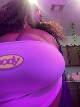 BigFineSelena online show from July 2026 08:16:01 PM