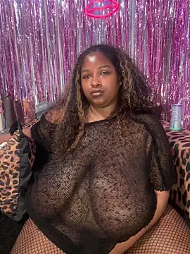 BigFineSelena online show from June 2026 05:16:02 AM