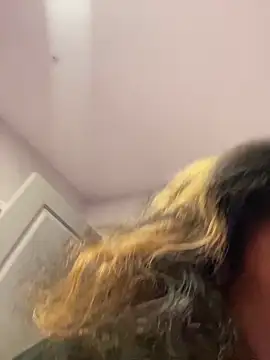 BigFineSelena online show from March 2026 10:07:02 AM