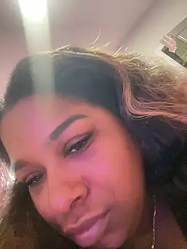 BigFineSelena online show from March 2026 07:05:02 AM