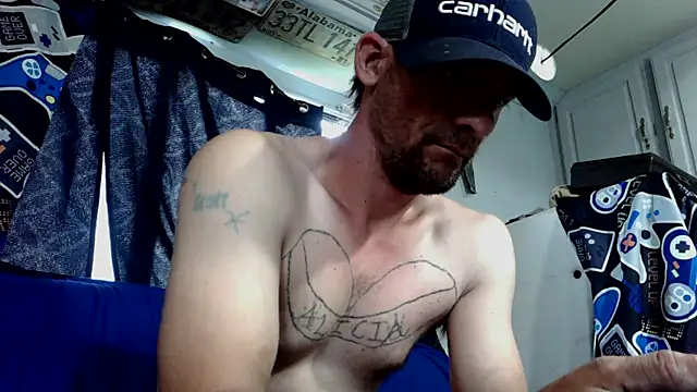 Snapshot of goodick4u28 chatting on April 2026 03:47:01 PM goodick4u28 online show from April 2026 03:47:01 PM