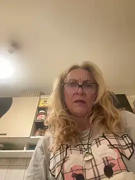 adella13 online show from January 2025 05:20:01 PM