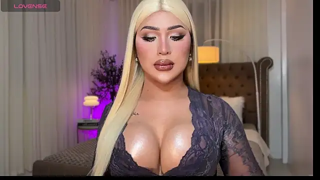 Your Majesty Tyra online show from November 2025 04:38:01 AM