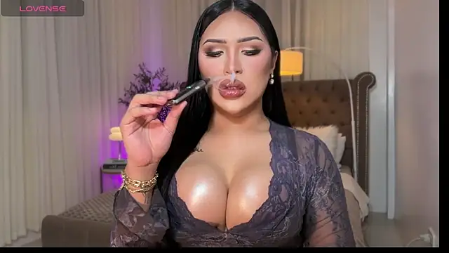 Your Majesty Tyra online show from November 2025 05:07:02 AM