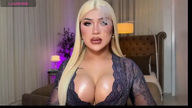 Your Majesty Tyra online show from November 2025 03:23:02 AM