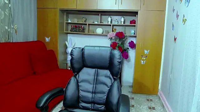 LucilleFenlys online show from March 2025 11:12:01 PM