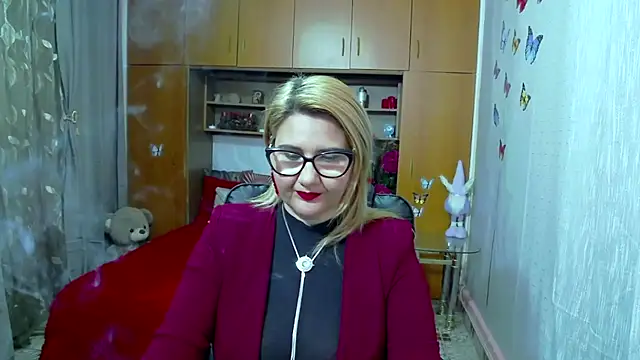 LucilleFenlys online show from January 2025 08:54:01 PM