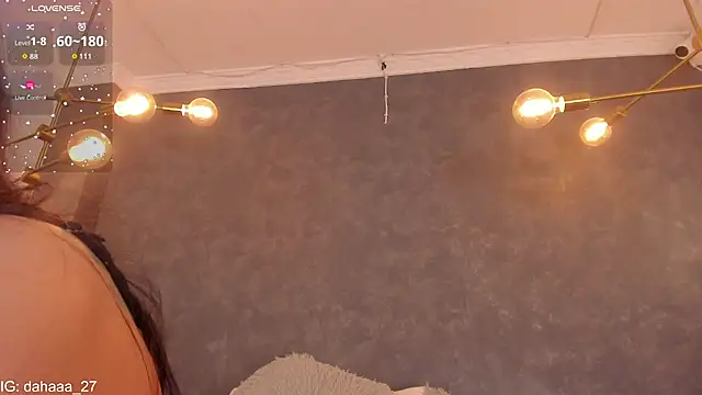 dayra angels online show from April 2026 06:45:02 PM