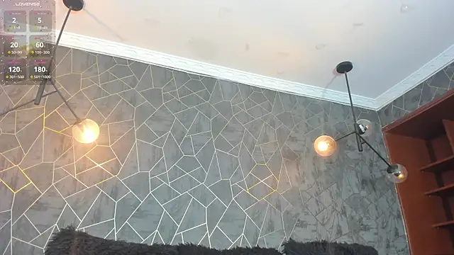 dayra angels online show from April 2026 08:15:01 PM