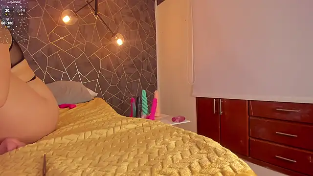 Snapshot of dayra_angels chatting on October 2025 08:10:01 PM dayra angels online show from October 2025 08:10:01 PM