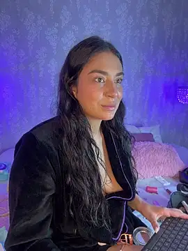 Snapshot of dayra_angels chatting on May 2026 12:07:02 AM dayra angels online show from May 2026 12:07:02 AM