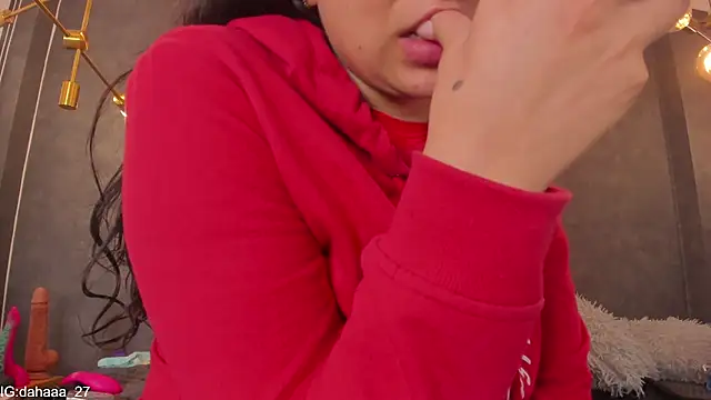 dayra angels online show from April 2026 08:11:01 PM