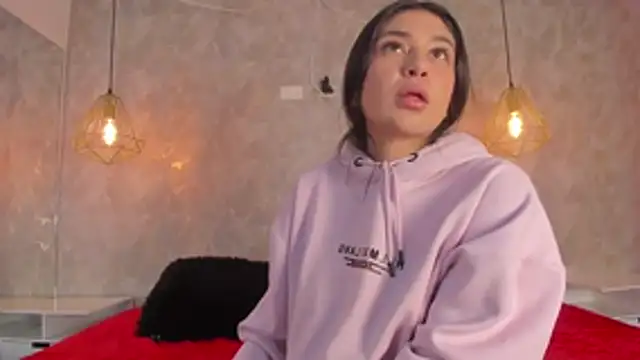 dayra angels online show from February 2026 07:12:01 PM