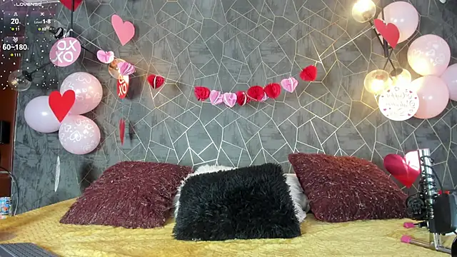 dayra angels online show from February 2026 08:17:01 PM