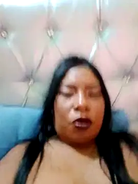 Snapshot of rosmery-navarro chatting on December 2025 05:02:02 AM rosmery-navarro online show from December 2025 05:02:02 AM