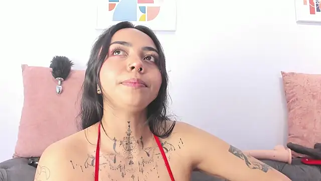 Snapshot of miss_soffi_ chatting on January 2025 03:11:01 PM miss soffi online show from January 2025 03:11:01 PM