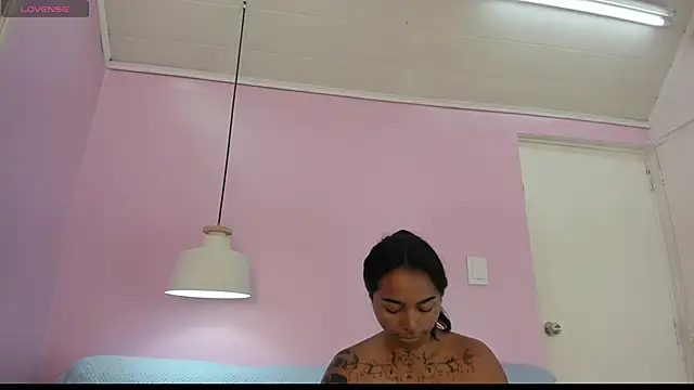 miss soffi  online show from May 2026 06:17:02 PM