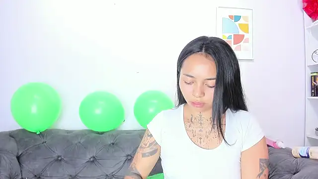 miss soffi  online show from March 2026 12:30:02 PM