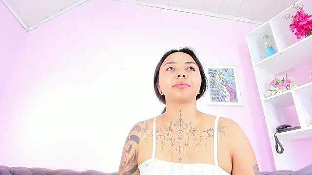 miss soffi  online show from May 2026 12:06:01 PM