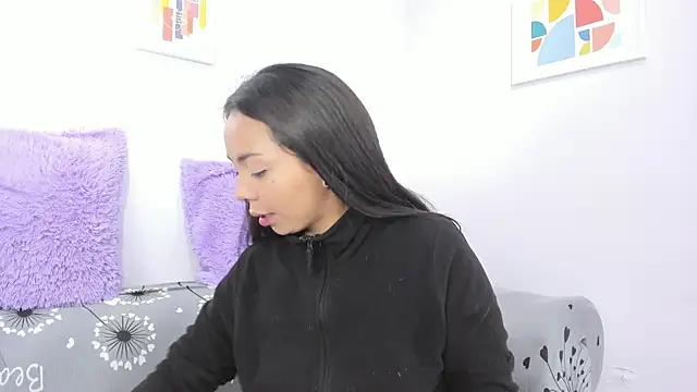 Snapshot of miss_soffi_ chatting on October 2025 12:24:02 PM miss soffi online show from October 2025 12:24:02 PM