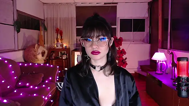 Aquamarinebubble online show from November 2025 02:15:01 AM