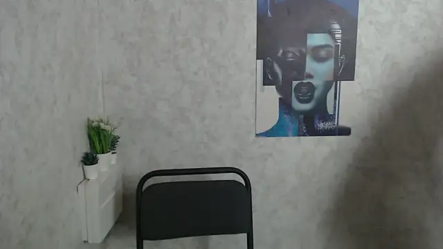 Snapshot of MisssShy_ chatting on November 2025 07:45:01 AM MisssShy online show from November 2025 07:45:01 AM