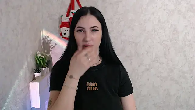 MisssShy  online show from December 2025 05:31:01 AM