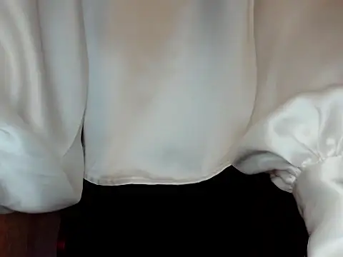 elenaza online show from November 2025 10:13:01 PM