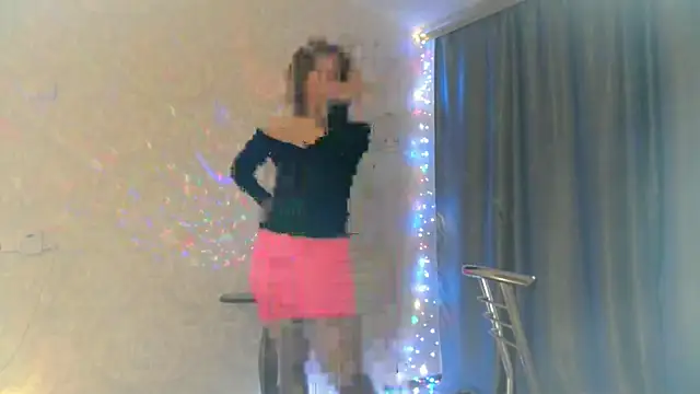 elenaza online show from September 2025 07:53:01 PM