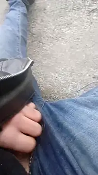 Garyonrad5 online show from November 2025 09:25:02 PM